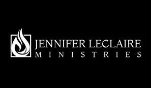 Jennifer LeClaire Logo
